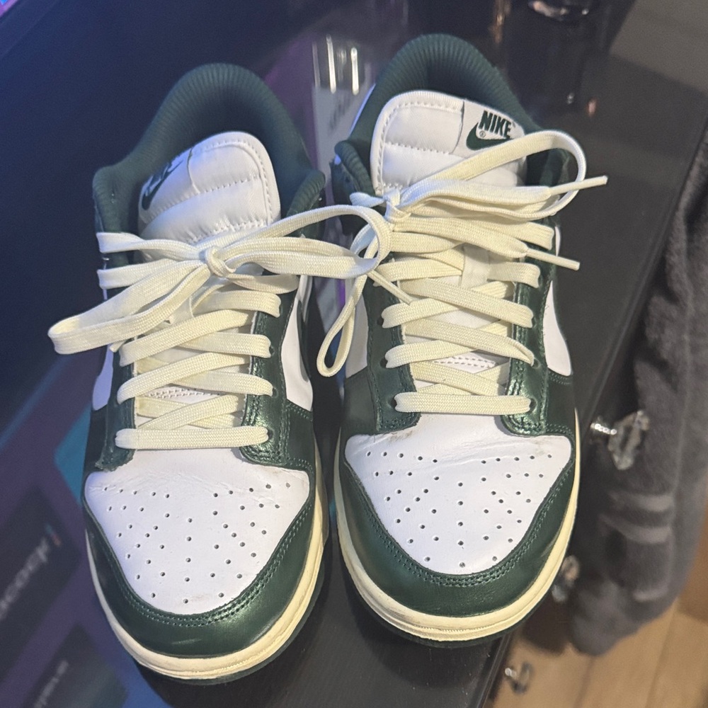 Nike Forest Green and coconut milk Low-Top Sneakers
